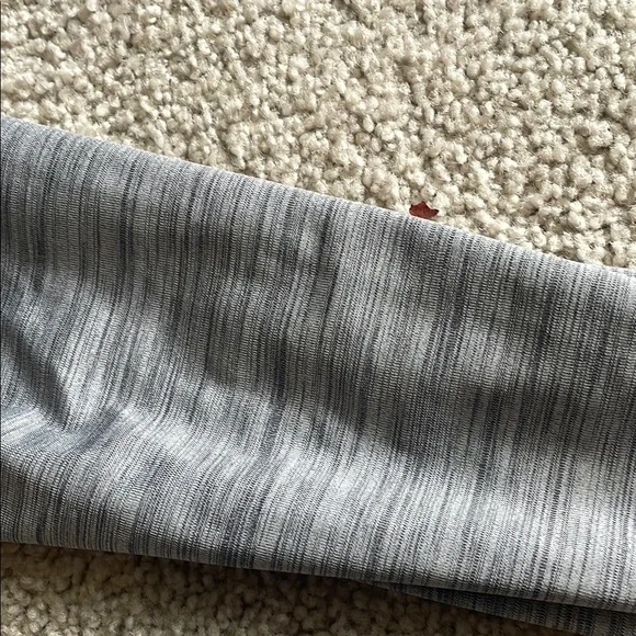 Gray rash guard Hoodie full zip - Picture 5 of 5